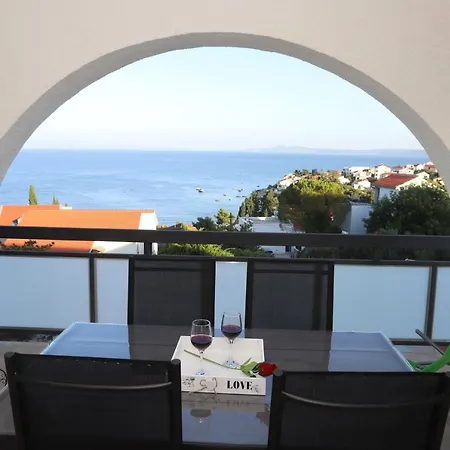Relaxing Sea View, *