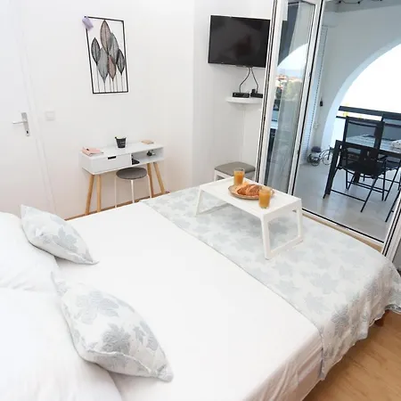 Apartment Relaxing Sea View, Okrug Gornji