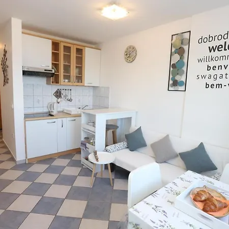 Relaxing Sea View, Apartment Okrug Gornji